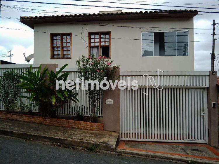 Casa, Conjunto Água Branca, 4 Quartos, 2 Vagas, 1 Suíte