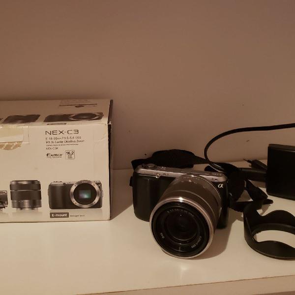 Câmera semi profissional Sony Nex C3