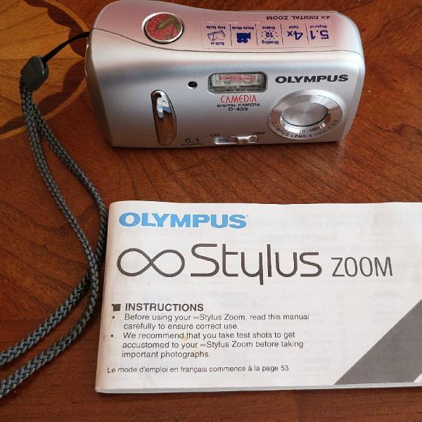 Filmadora e câmera fotográfica olympus
