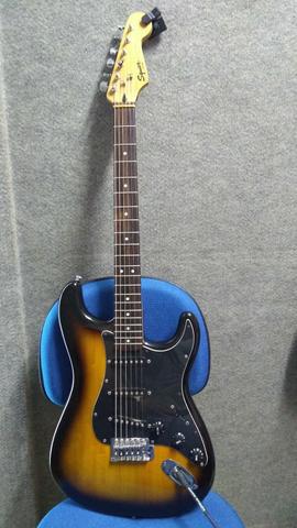 Guitarra Fender ® Squier ® Indonésia