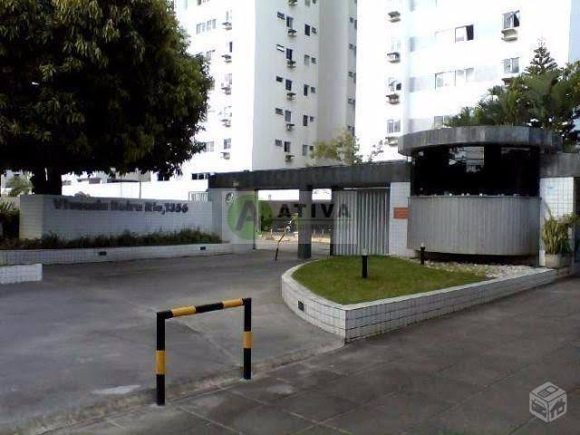 Locação de apartamento mobiliado de 2 quartos - 2 vagas -