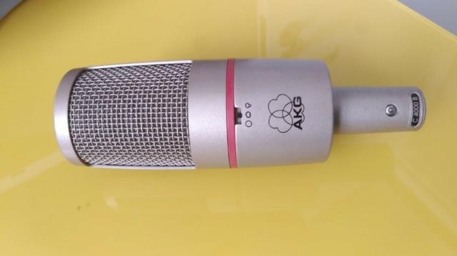 Microfone Condensador AKG C4000B
