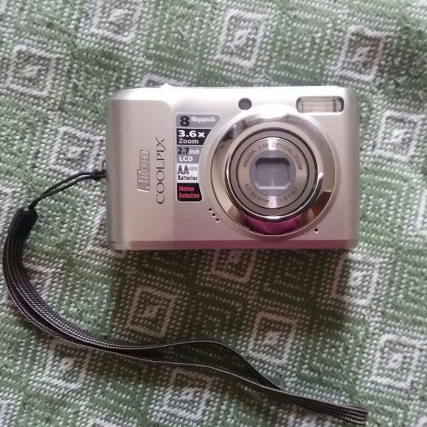 Nikon Coolpix compacta