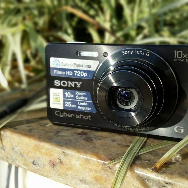 Sony Cyber-shot DSC-W690