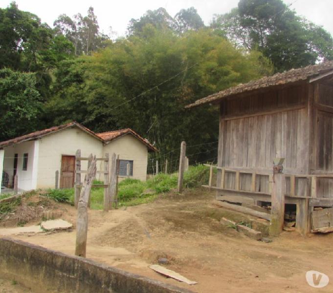 Sítio em Camanducaia MG com 5,0 alqueires e duas casas
