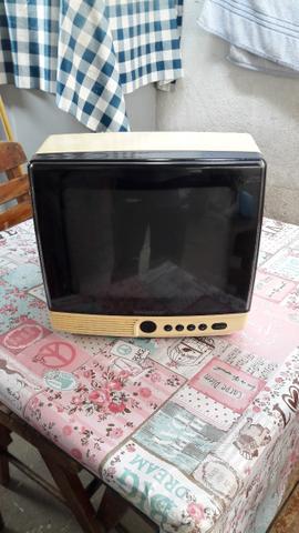TV Magnavox rd0946 t102