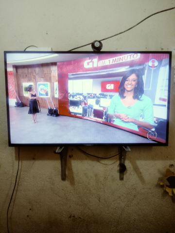 Vendo tv philips "43" polegadas