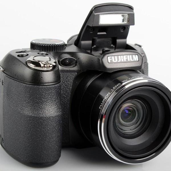 câmera digital fujifilm finepix s2950