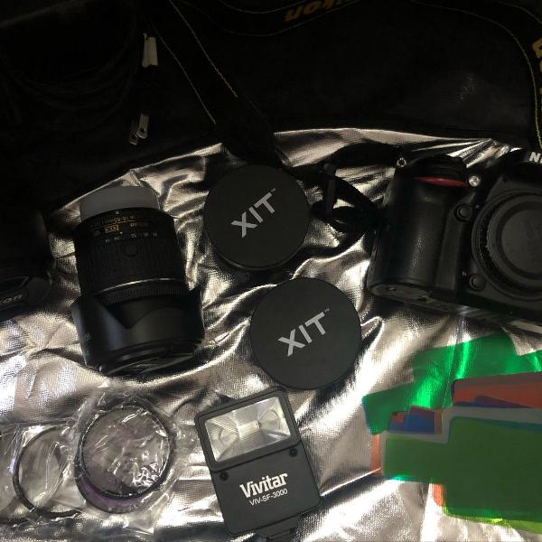 máquina fotográfica nikon d7200 kit com quatro lentes