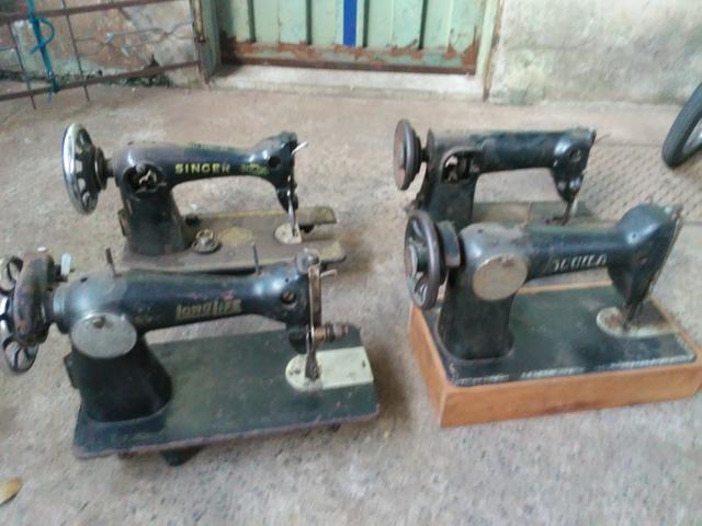 4 máquina costura antiga