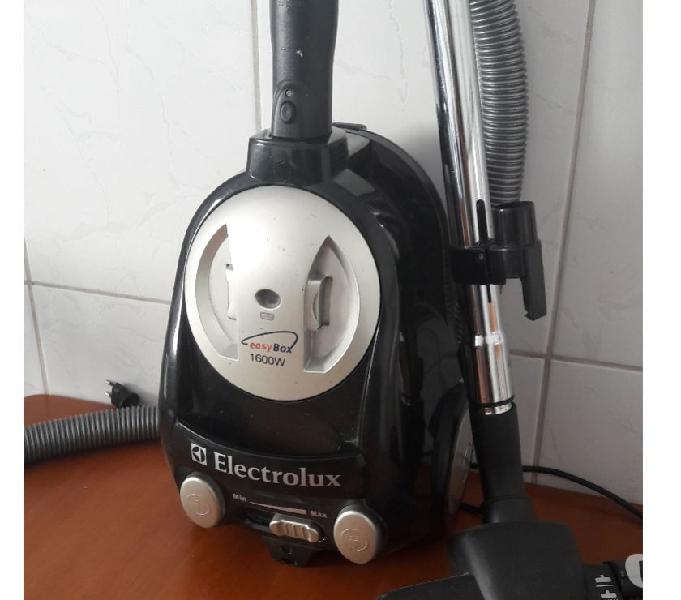 Aspirador de Pós Electrolux 1600 w