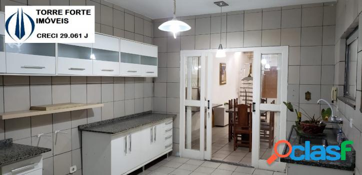 Uma linda casa com 3 dormitórios na Vila Formosa. 1 vaga de