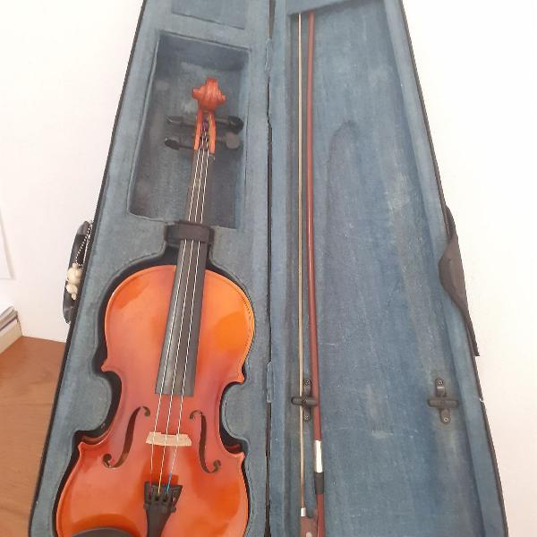 Violino Em bom estado