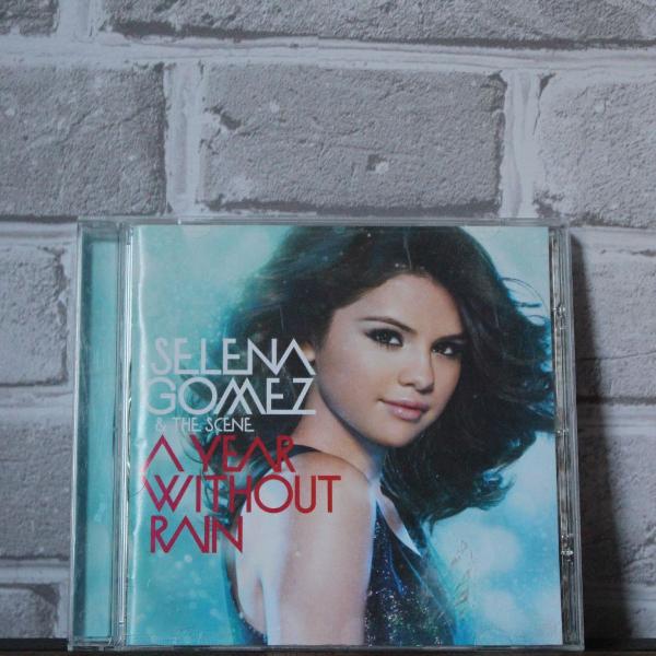 cd a year without rain - selena gomez