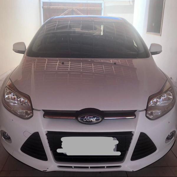 focus hatch 1.6 manual r$ 38.000,00