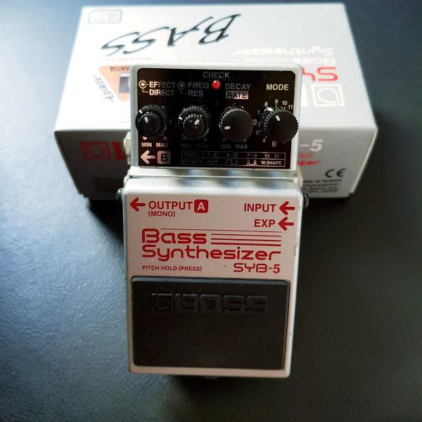 pedal boss bass synthesizer syb -5