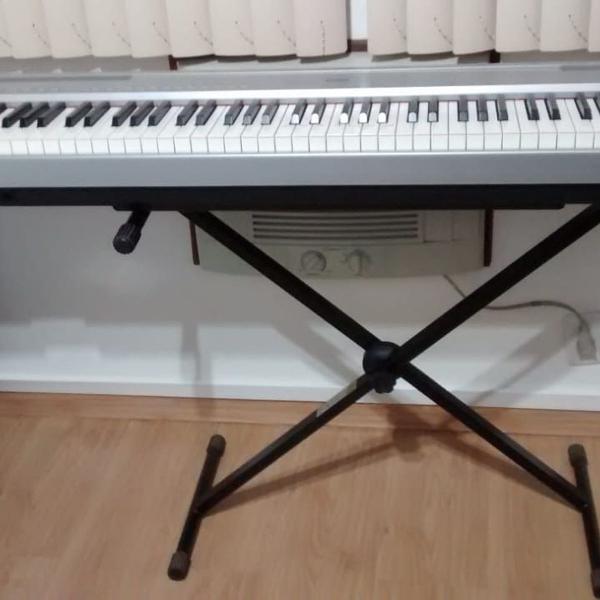 piano digital yamaha p-95