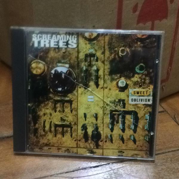 screaming trees - sweet oblivion