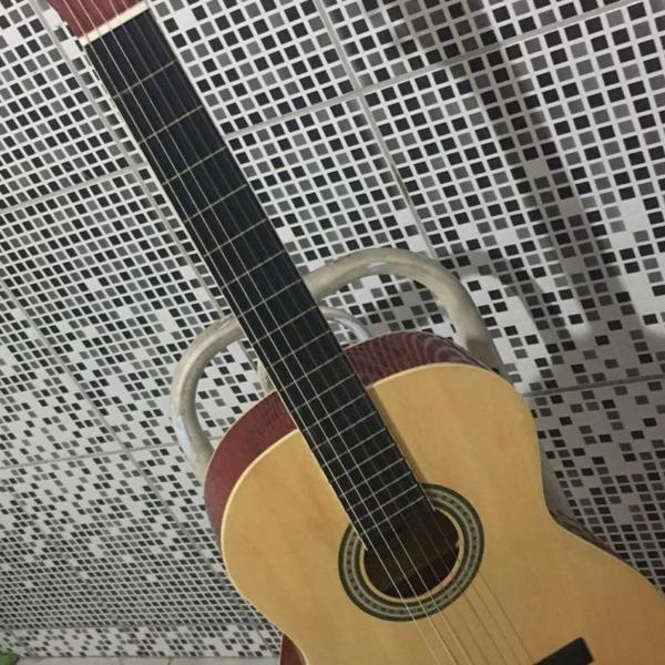 violão novo