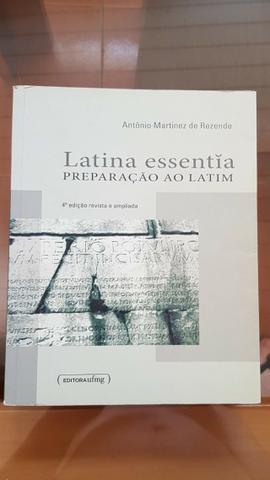 Livro: Latina Essentia - Preparação ao Latim