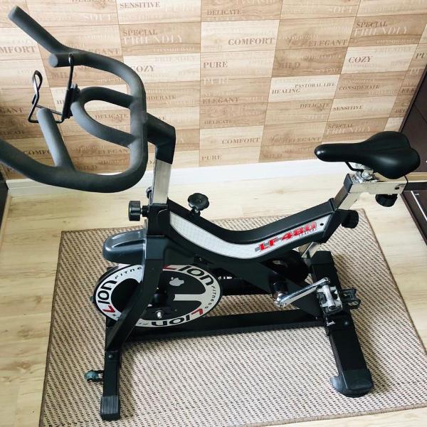bicicleta spinning lf 480 pro lion fitness semi nova
