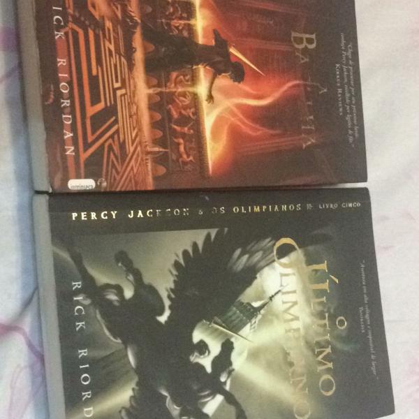 2 livros da saga percy jackson