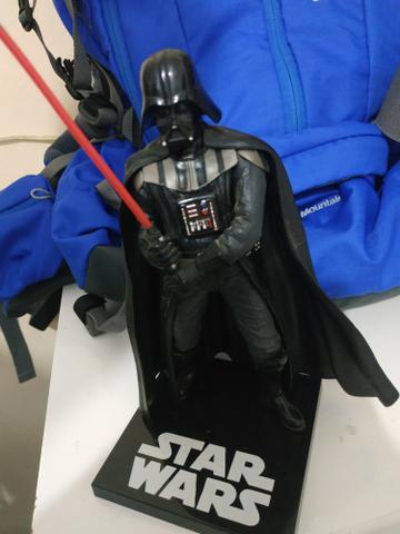 Boneco Darth Vader