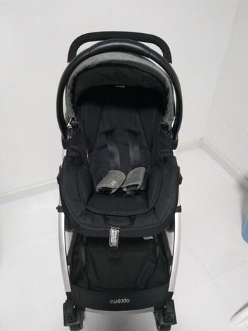 Carrinho de bebê kiddo com Moisés mais bebê conforto