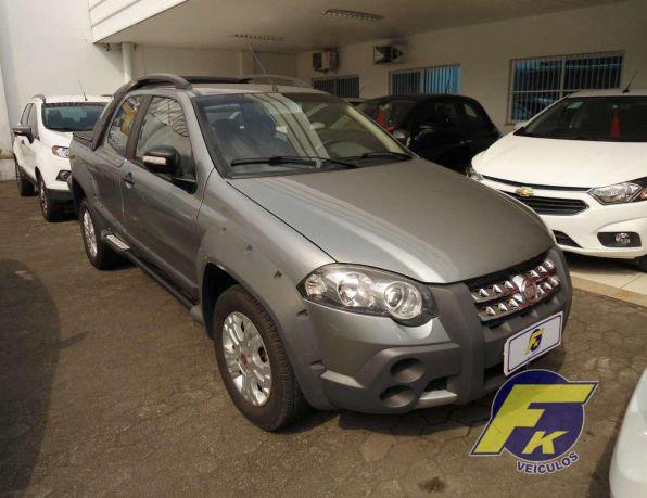 FIAT Strada Adv.1.8 16V Dualogic Flex CD Flex - Gasolina e