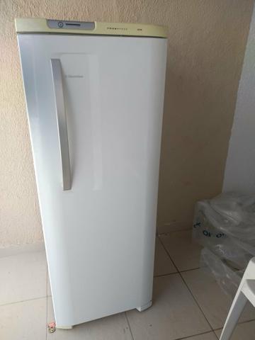 Geladeira Electrolux frost free