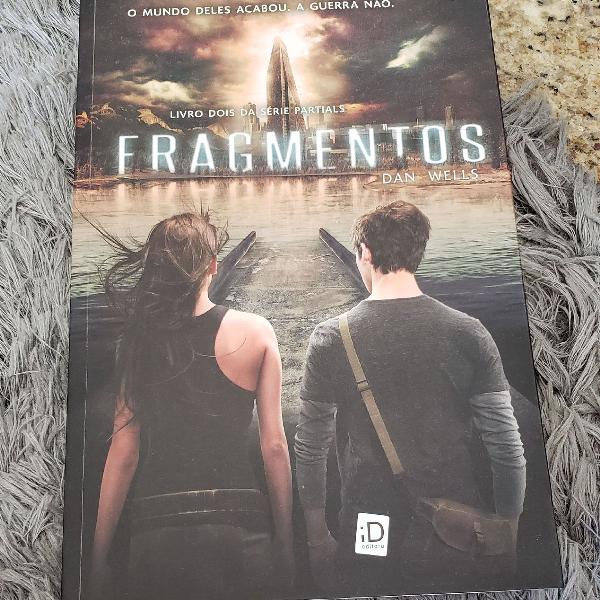 Livro Fragmentados