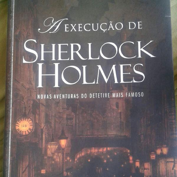 Livro Sherlok Holmes novo!
