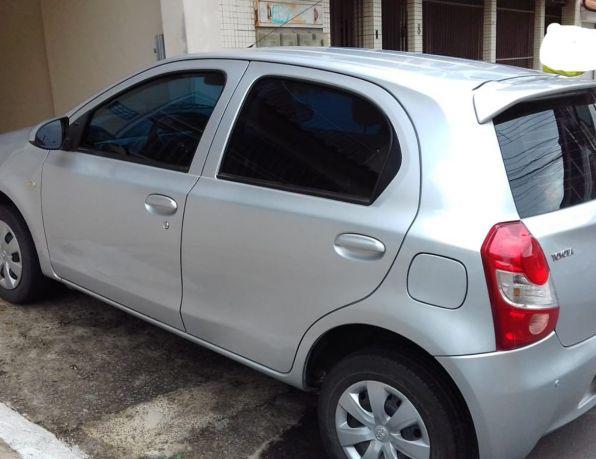 TOYOTA ETIOS X 1.3 Flex 16V 5p Mec. Flex - Gasolina e