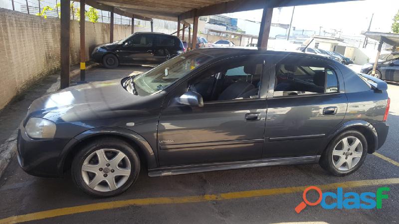 Vende se Chevrolet Astra 2.0 HB Advantage