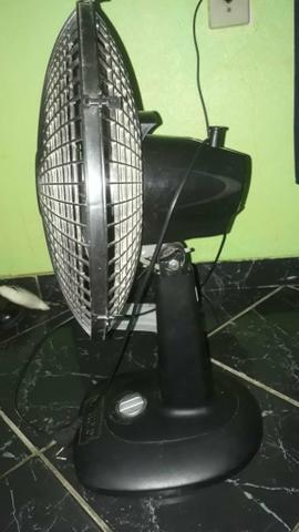 Vendo ventilado Mallory 80 reais