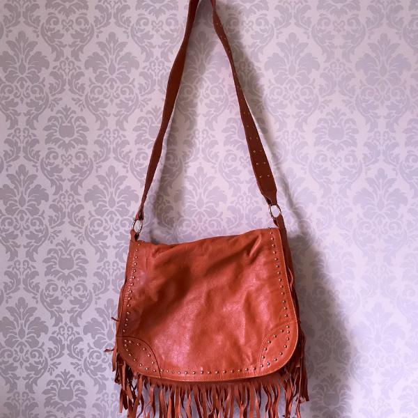 bolsa boho couro alegre!