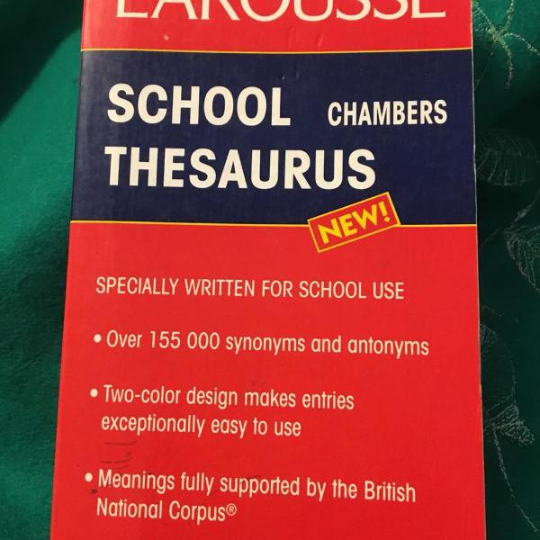 larousse chambers school thesaurus