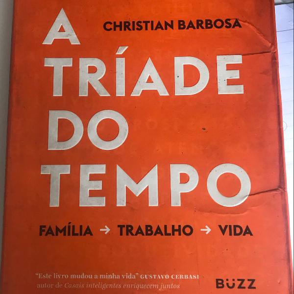 livro - a tríade do tempo