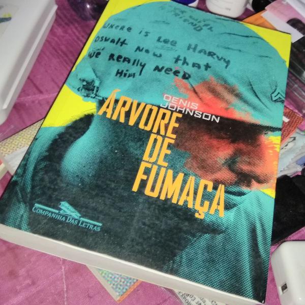 livro "árvore de fumaça" de denis johnson