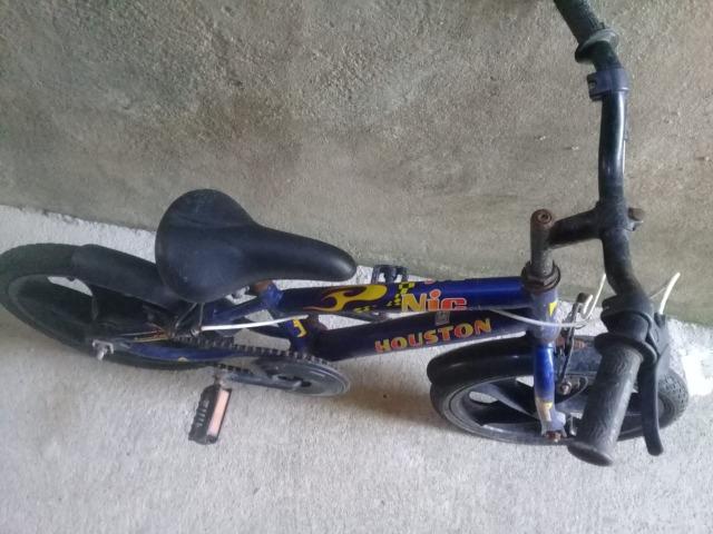 Bicicleta infantil houston aro 16 - Usada!