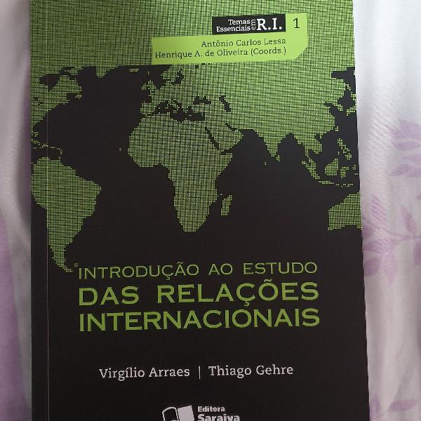 Livro Introdução ao estudo da relações internacionais