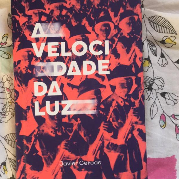 a velocidade da luz