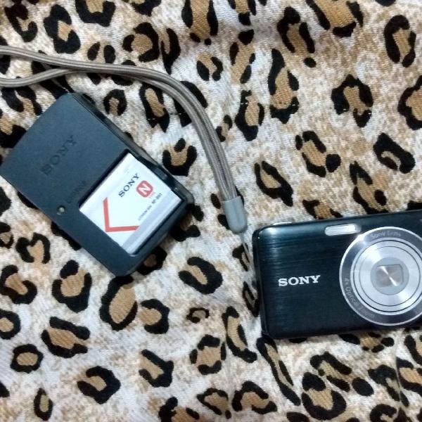 camera digital + carregador de bateria