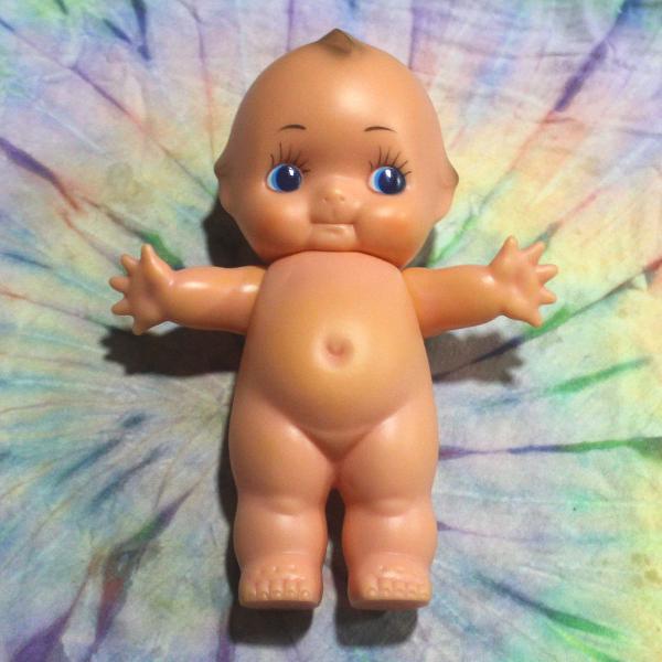 kewpie cheirosinho olho azul