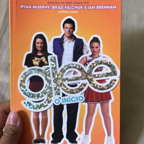 livro: glee - o início - sophia lowell