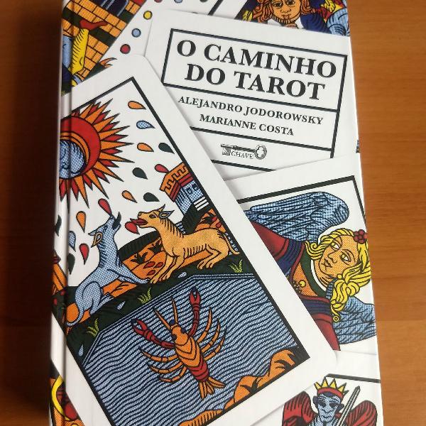 livro "o caminho do tarot"