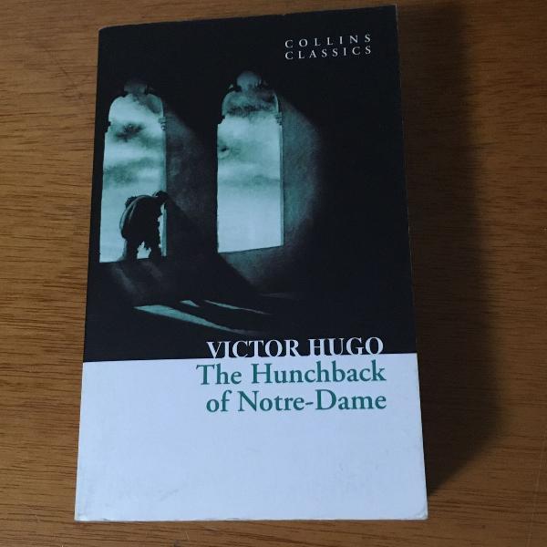 livro the hunchback of notre-dame - victor hugo