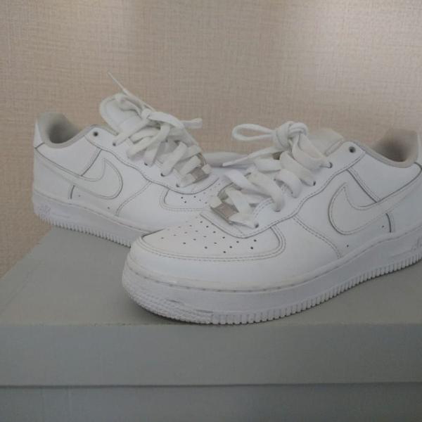 nike air force 1 (branco ou o preto)