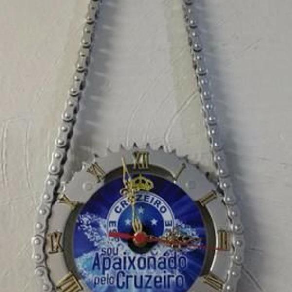 relógio de parede cruzeiro mg feito coroa corrente de moto