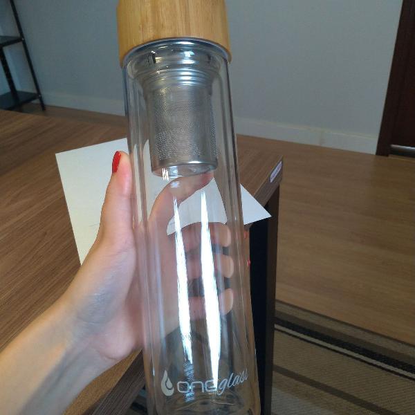 Garrafa One Glass com infusor inox